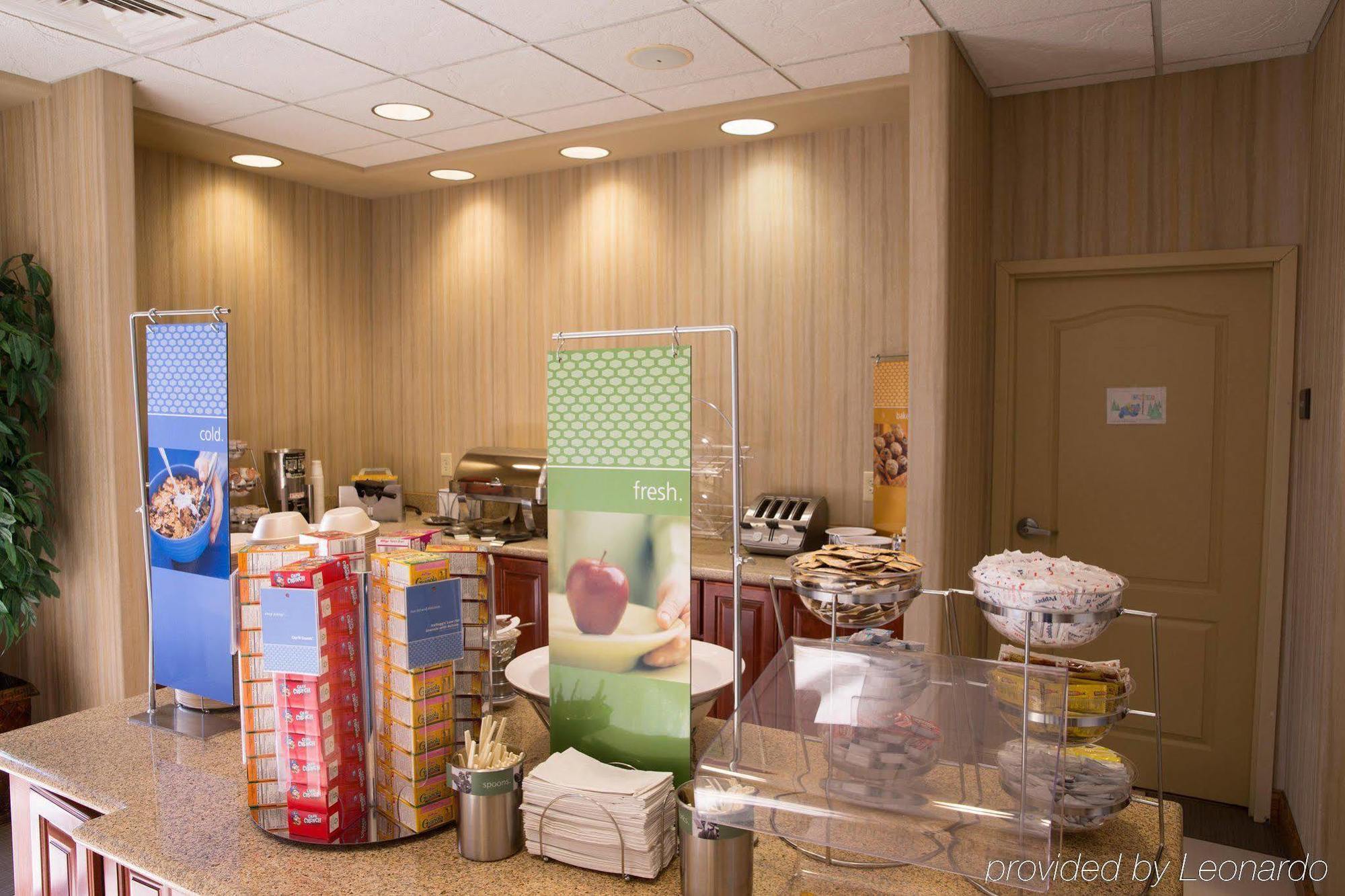 Hampton Inn Derby-Wichita Southeast Esterno foto